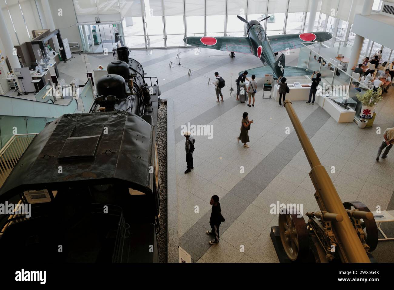 Vista interna del Museo Yushukan. Yasukuni Shrine. Tokyo. Giappone Foto Stock