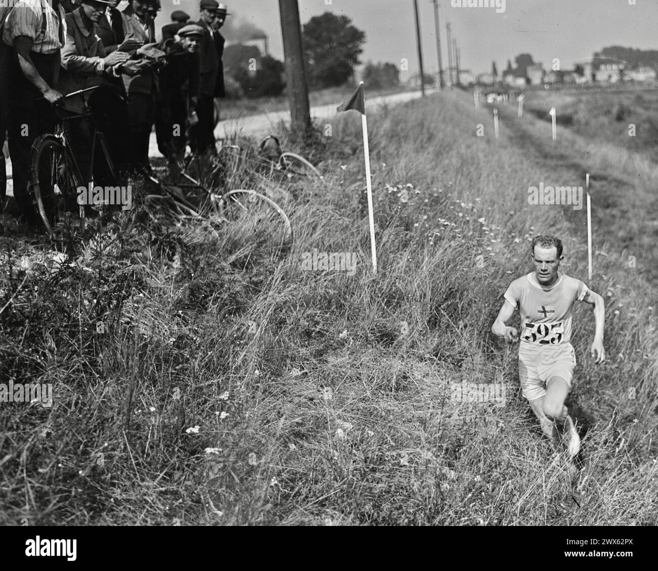 Paavo Nurmi - Olimpiadi estive Parigi - 1924 - evento di fondo Foto Stock