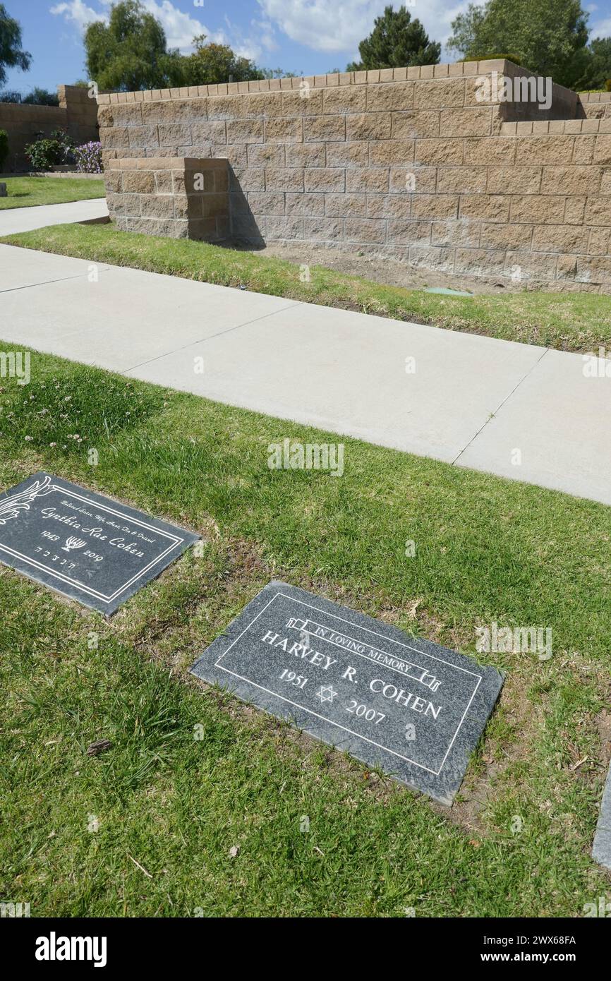 Mission Hills, California, USA 26 marzo 2024 Compositore Harvey Cohen grave all'Eden Memorial Park il 26 marzo 2024 a Mission Hills, California, USA. Foto di Barry King/Alamy Stock Photo Foto Stock