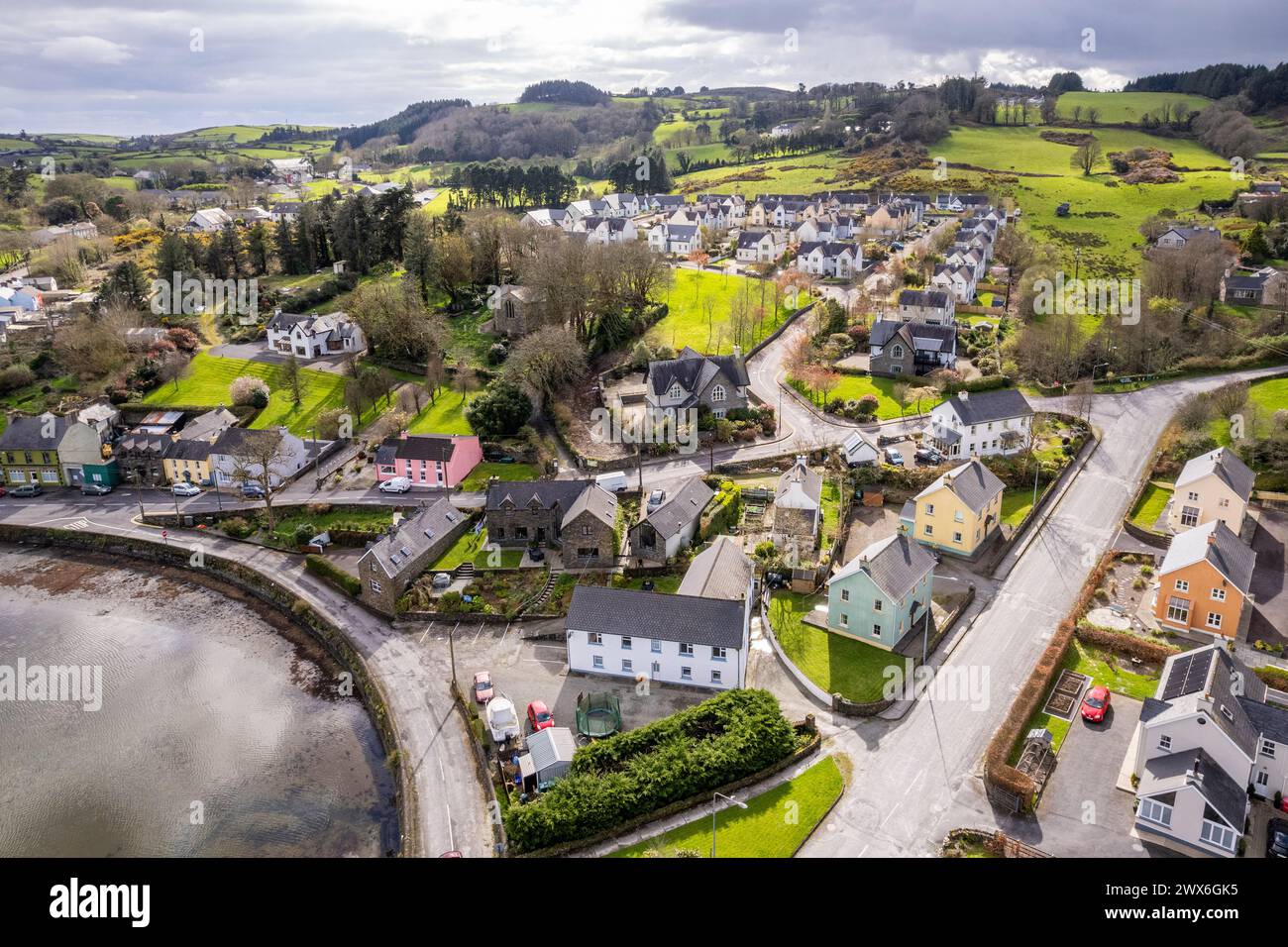 Foto aerea del villaggio di pescatori di Union Hall, West Cork, Irlanda. Foto Stock