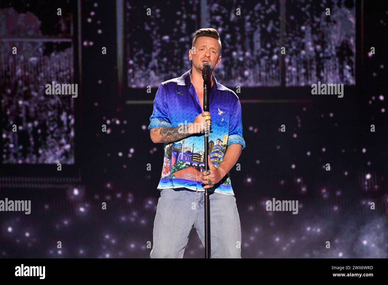 Ben Zucker bei der Aufzeichnung der SWR-Unterhaltungsshow Die Beatrice Egli Show im Studio H di Berlino-Adlershof. Berlino, 27.03.2024 *** Ben Zucker alla registrazione dello spettacolo di intrattenimento SWR The Beatrice Egli Show allo Studio H di Berlino Adlershof Berlin, 27 03 2024 foto:Xn.xKubelkax/xFuturexImagex ei_show_4323 Foto Stock