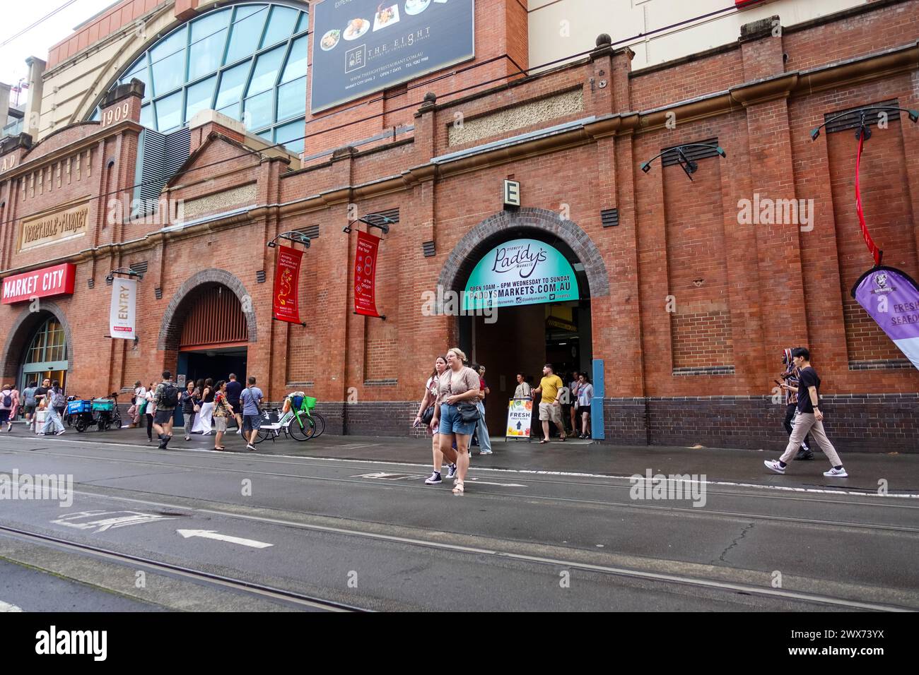 Paddy's Market a Sydney, Australia, conosciuto anche come mercato cittadino cinese, che vende merci a buon mercato Foto Stock