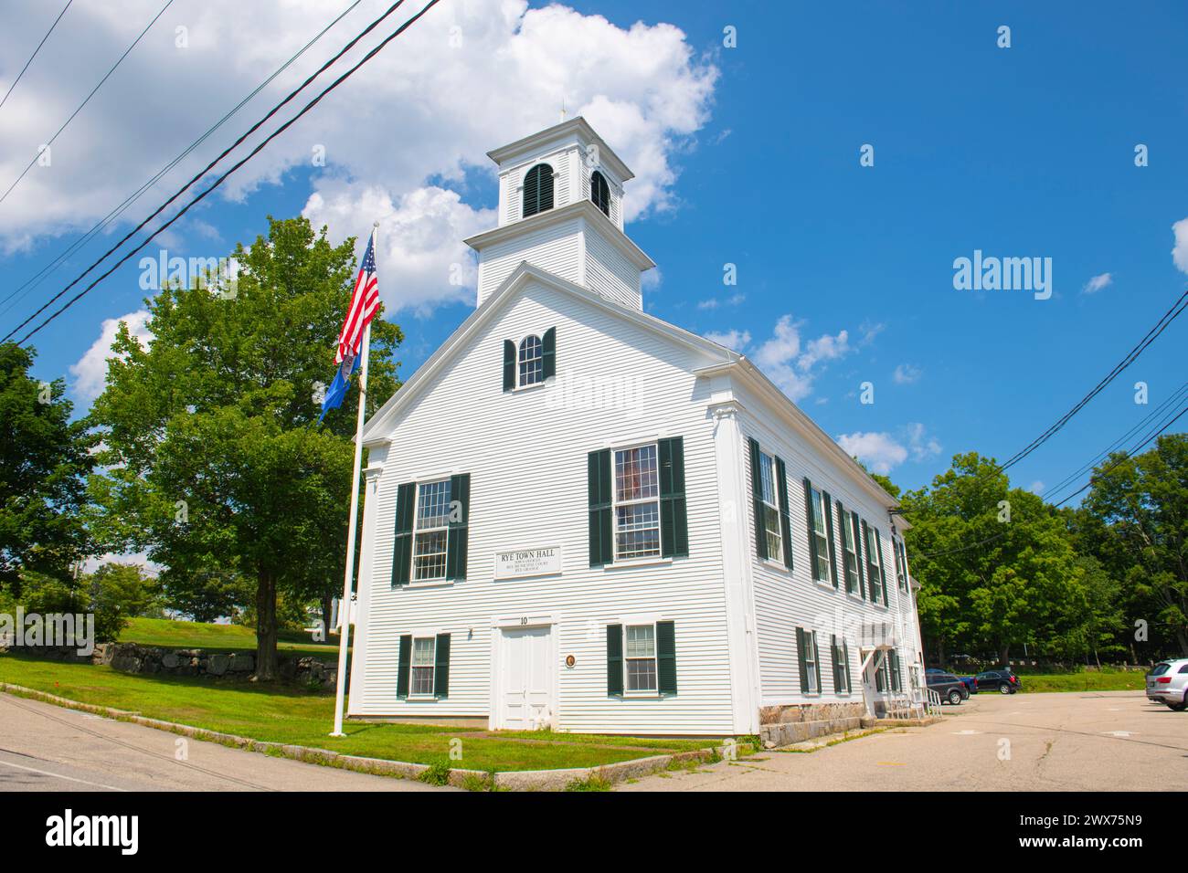 Rye Town Hall al numero 10 di Central Road nel centro storico di Rye, New Hampshire, New Hampshire, USA. Foto Stock