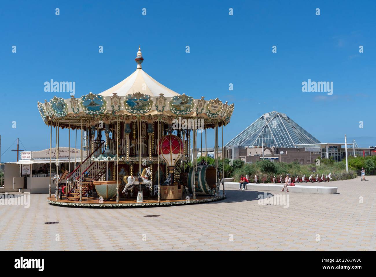 Francia, regione Hauts-de-France, Pas-de-Calais, le Touquet Paris-Plage, Place du Centenaire, Foto Stock