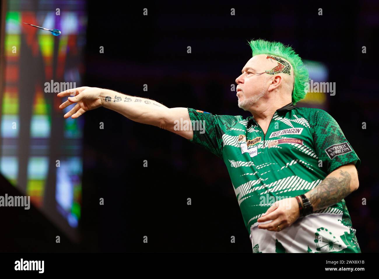 SSE Arena, Belfast, Irlanda del Nord. 28 marzo 2024. 2024 PDC Premier League Darts Belfast Night 9; Peter Wright at the oche Credit: Action Plus Sports/Alamy Live News Foto Stock