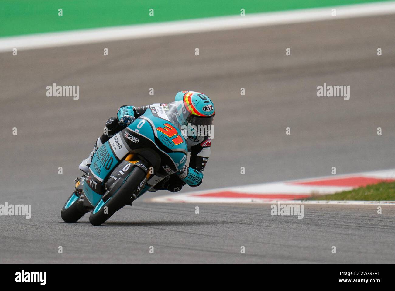 Portimao, Portogallo. 22 marzo 2024. PORTIMAO, PORTOGALLO - 22 MARZO: Spagnolo Adrian Fernandez, Leopard Racing durante il grande Premio Tissot de Portugal, classe Moto3, esercitazione libera all'autodromo Internacional do Algarve il 22 marzo 2024 a Portimao, Portogallo. (Foto di Henk Seppen/Orange Pictures) credito: Orange Pics BV/Alamy Live News Foto Stock