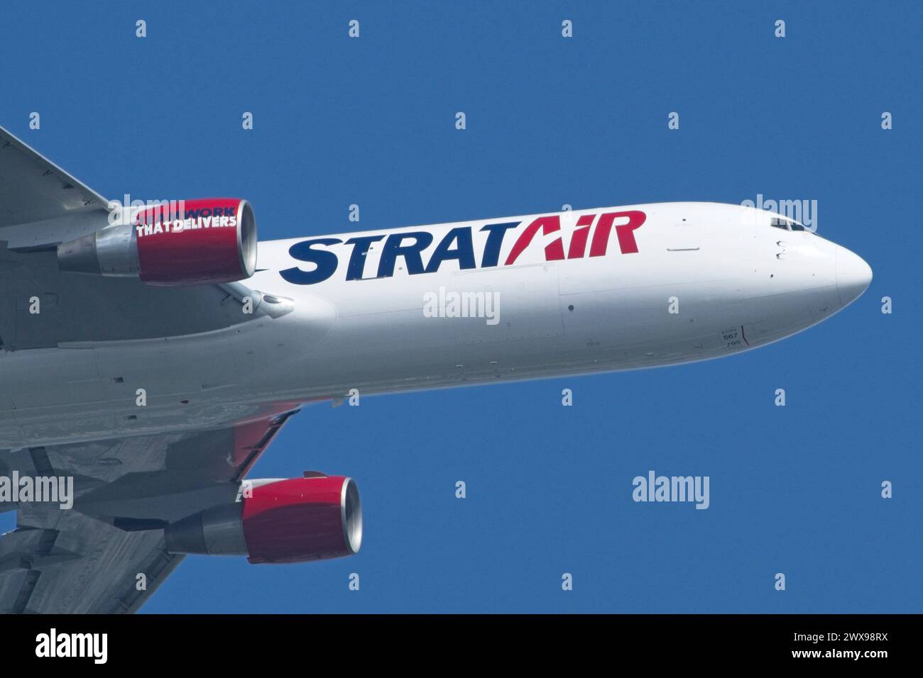 StratAir B767-33A N567NC consegnato dopo il lavoro di conversione presso ST Engineering Foto Stock