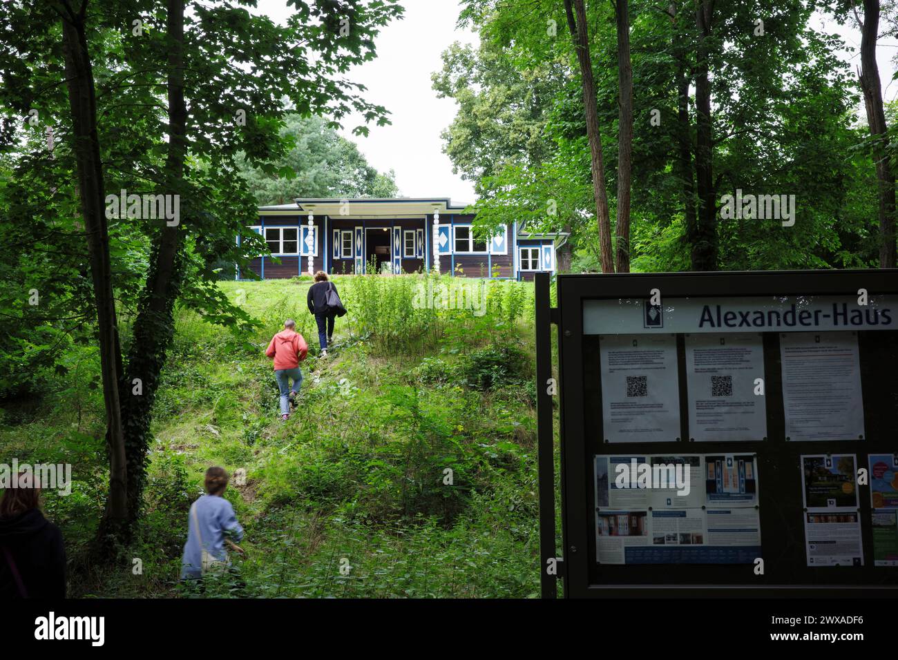 Berlino. Germania. Alexander House sul lago Gross Glienicke, sull'ex confine tra Germania Est e Berlino Ovest. Foto Stock
