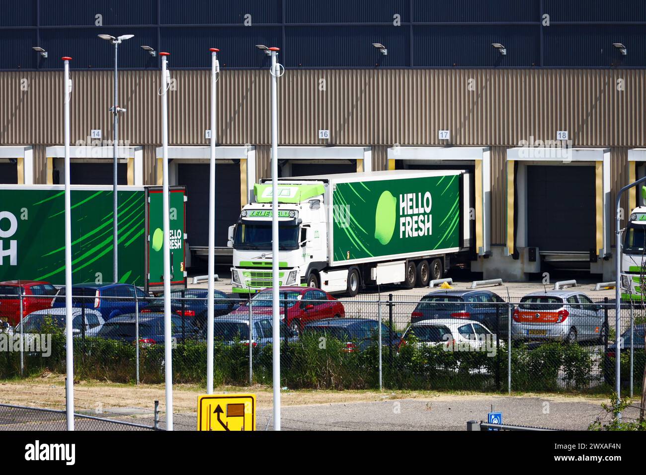 Magazzino e centro di distribuzione dell'azienda di consegna dei pasti Hello Fresh a Bleiswijk, Paesi Bassi Foto Stock