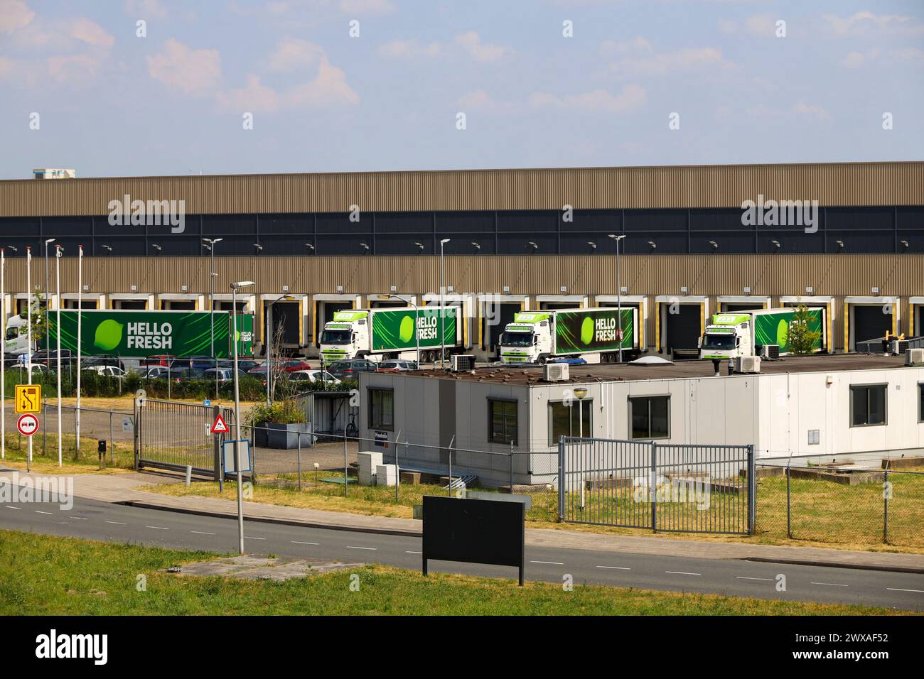 Magazzino e centro di distribuzione dell'azienda di consegna dei pasti Hello Fresh a Bleiswijk, Paesi Bassi Foto Stock