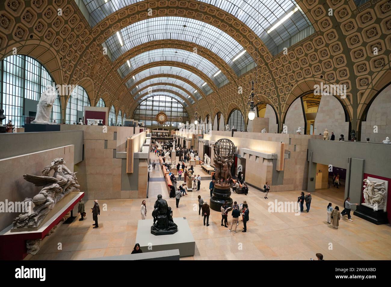 Il Musée d'Orsay è un museo situato a Parigi, in Francia, sulla riva sinistra della Senna Foto Stock