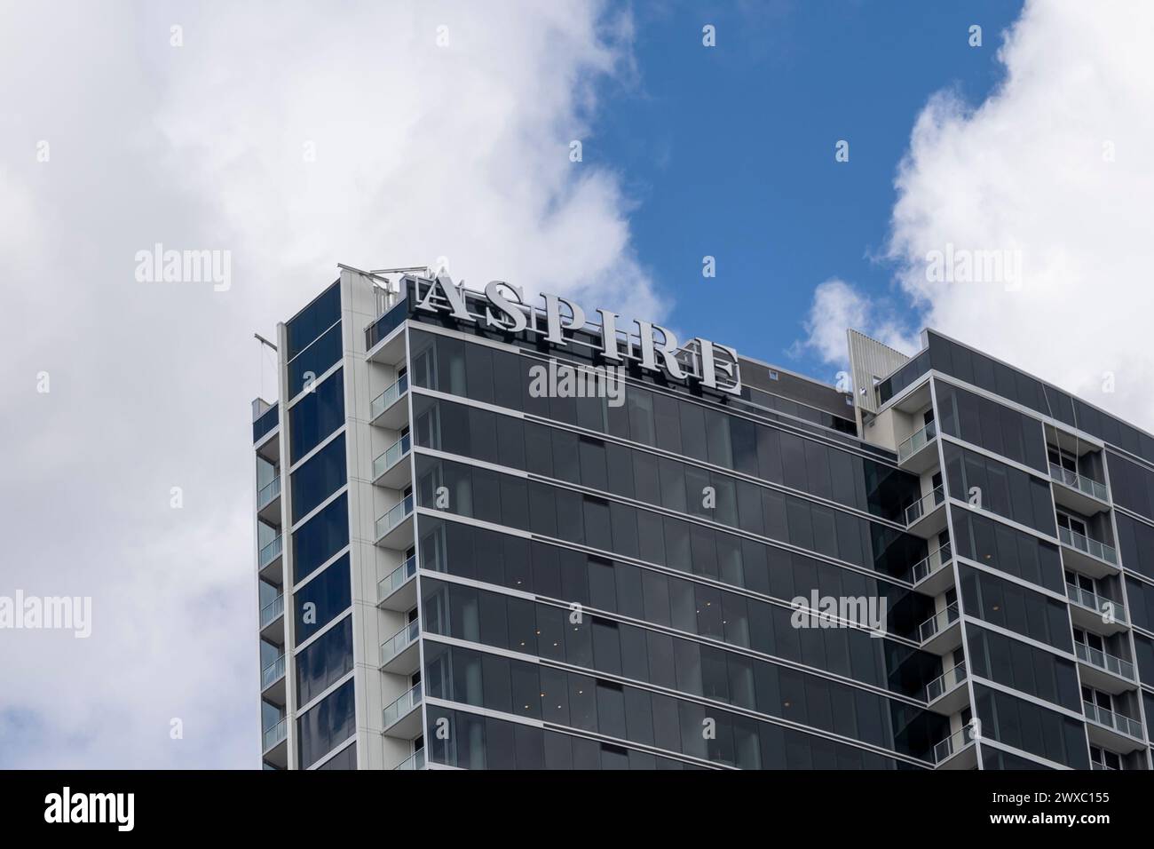 Torre residenziale Aspire Post Oak a 40 piani a Houston, Texas, Stati Uniti. Foto Stock