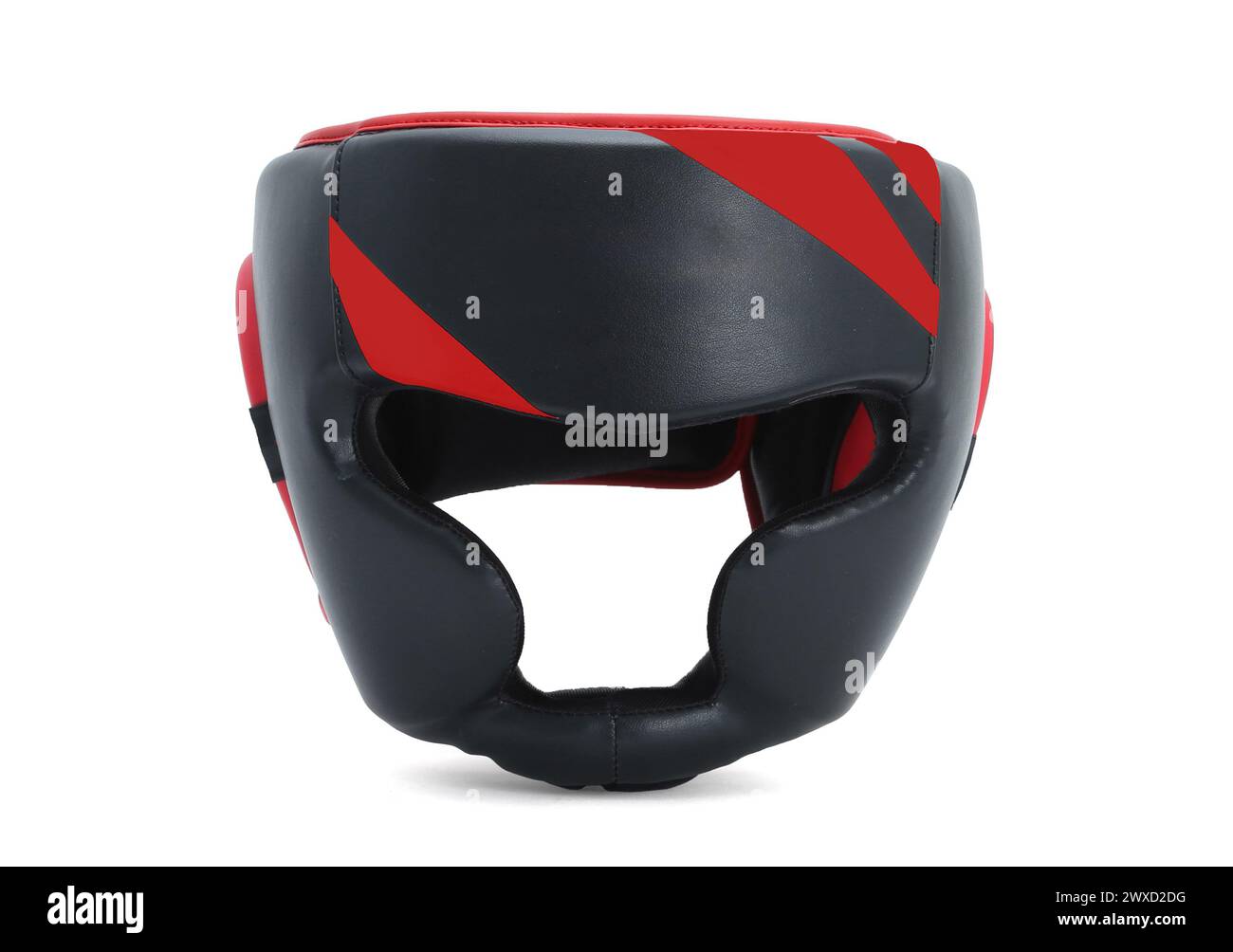 protezione della testa di boxe nera e rossa isolata su sfondo bianco Foto Stock