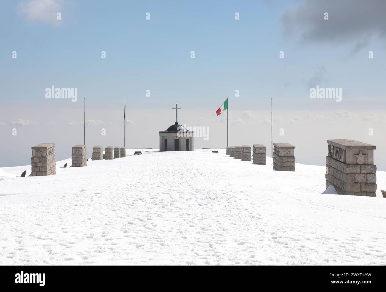 Pieve, TV, Italia - 13 marzo 2024: Memoriale militare del Monte Grappa in Veneto Foto Stock