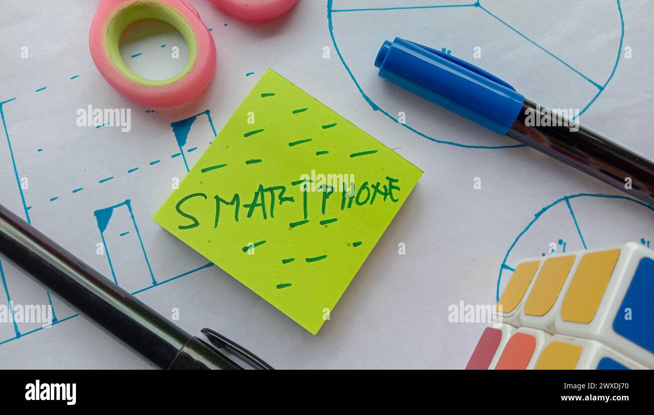 Foto con tema aziendale con testo che legge "smartphone" Foto Stock