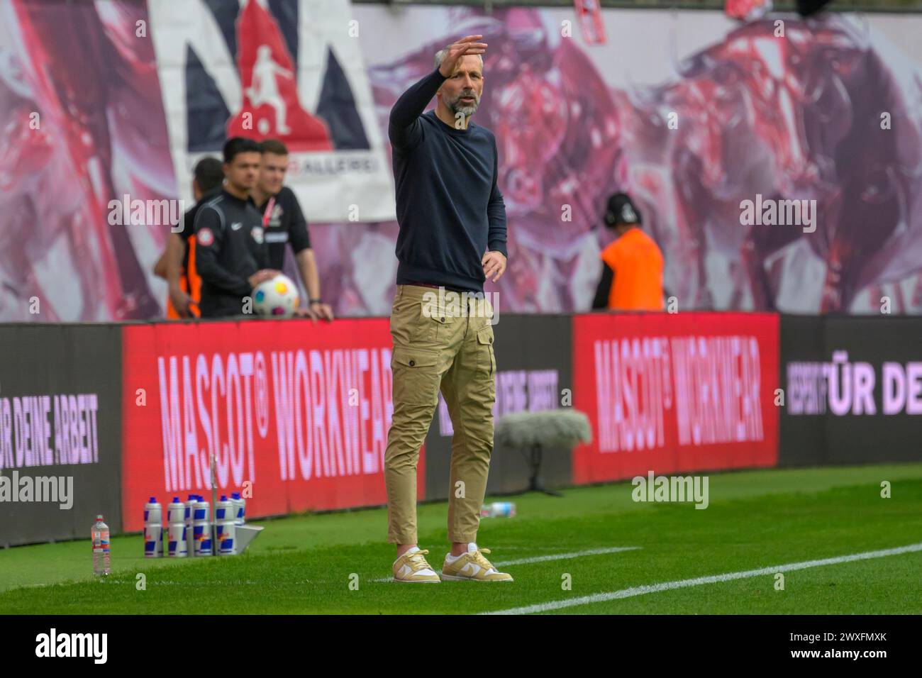 Lipsia, Germania. 30 marzo 2024. Marco Rose (RasenBallsport Leipzig, allenatore), emozionale alla partita, RB Leipzig vs Mainz 05, 1a Bundesliga, calcio, DFB, Bundesliga, stagione 2023/2024, red bull arena di lipsia, 30.03. 2024, credito: HMB Media/Uwe Koch/Alamy Live News , Foto Stock