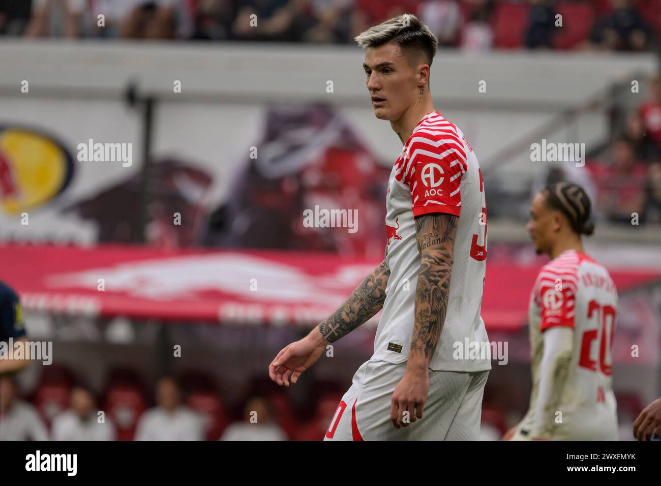 Lipsia, Germania. 30 marzo 2024. Benjamin Sesko (RasenBallsport Leipzig, #30), RB Leipzig vs Mainz 05, 1st Bundesliga, Soccer, DFB, Bundesliga, stagione 2023/2024, red bull arena di lipsia, 30.03. 2024, credito: HMB Media/Uwe Koch/Alamy Live News , Foto Stock