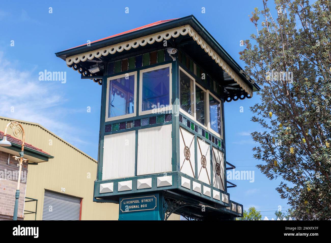 Liverpool Street Signal Box al Sydney Tramway Museum, domenica 3 marzo 2024. Foto: David Rowland / One-Image.com Foto Stock