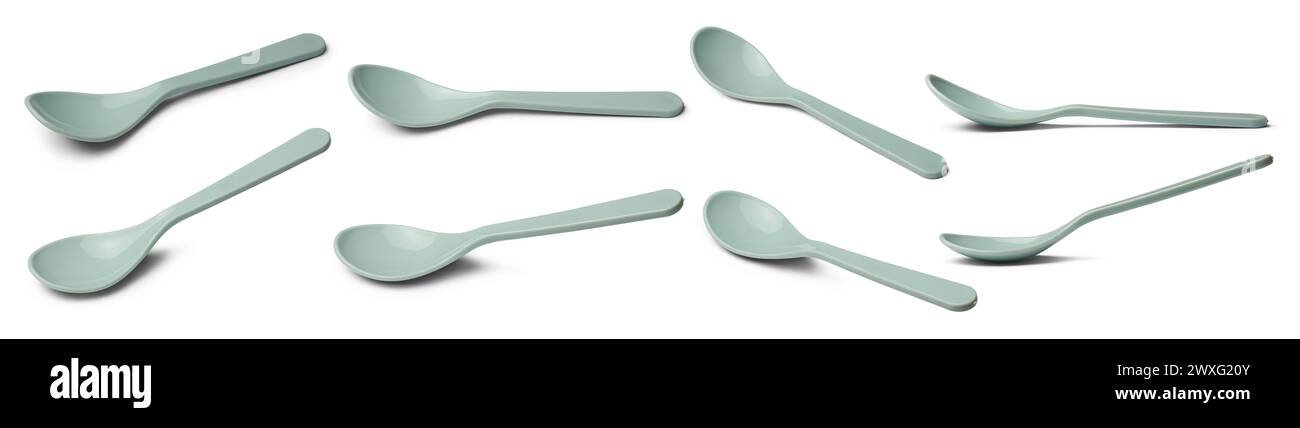 cucchiai per l'allattamento in plastica, realizzati in plastica atossica e di grado alimentare, sicuri per i neonati, facili da usare e con sfondo bianco isolato e delicato Foto Stock