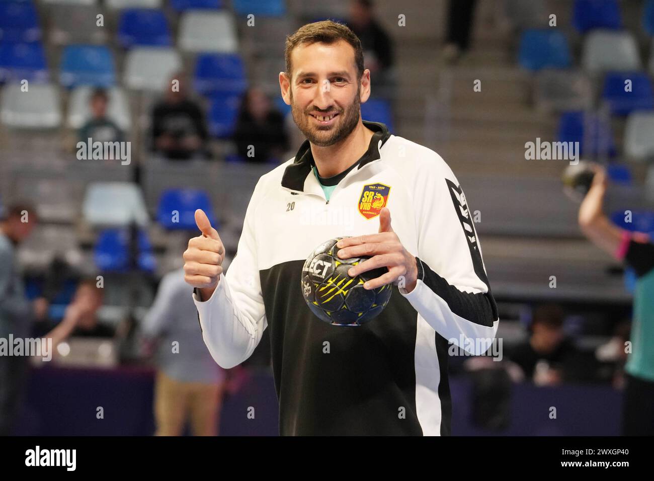 Raphael Caucheteux di Saint-Raphael durante il campionato francese, Liqui Moly Starligue Handball match tra Cesson Rennes MH e Saint-Raphael VH il 30 marzo 2024 alla Glaz Arena di Cesson-Sévigné, Francia - foto Laurent Lairys/DPPI Credit: DPPI Media/Alamy Live News Foto Stock