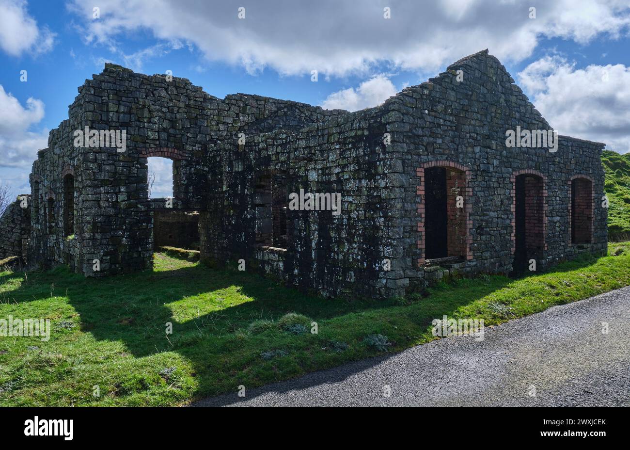 Rovine industriali ad Abdon Burf, Brown Clee Hill, vicino a Cleobury North, Burwarton, Shropshire Foto Stock