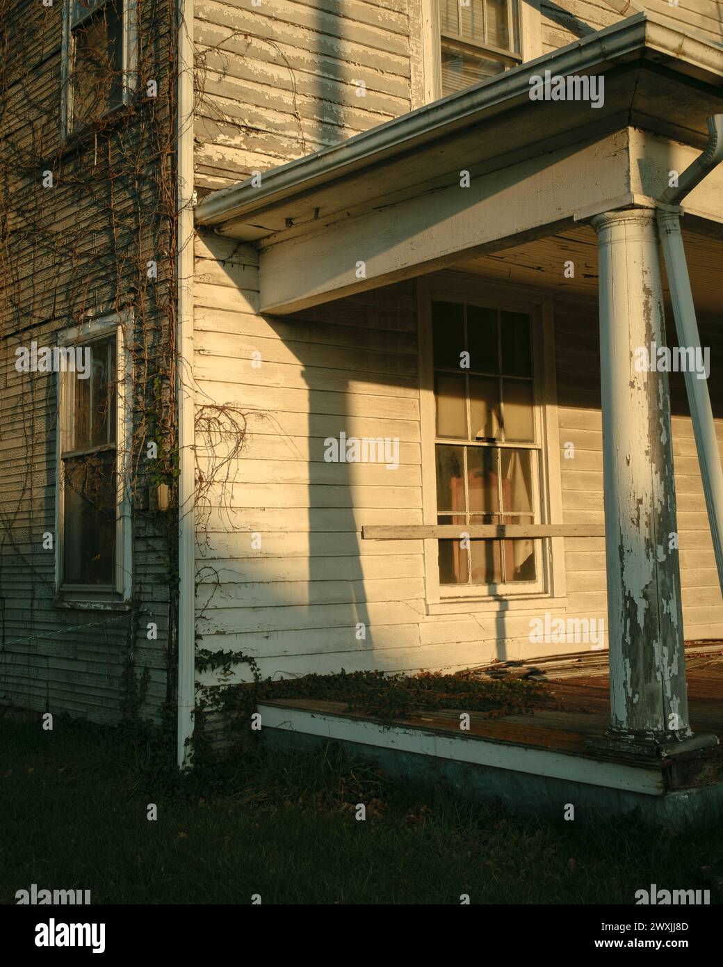 Portico di una casa abbandonata a Marion, Virginia Foto Stock