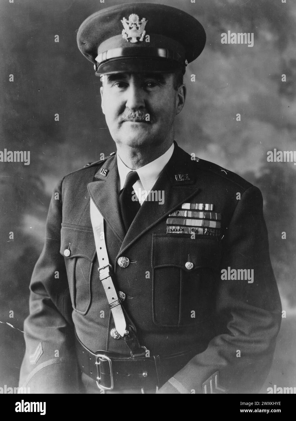 Brig. Gen. Manus MacCloskey, comandante di Fort Bragg, N.C CA. anni '1930 Foto Stock