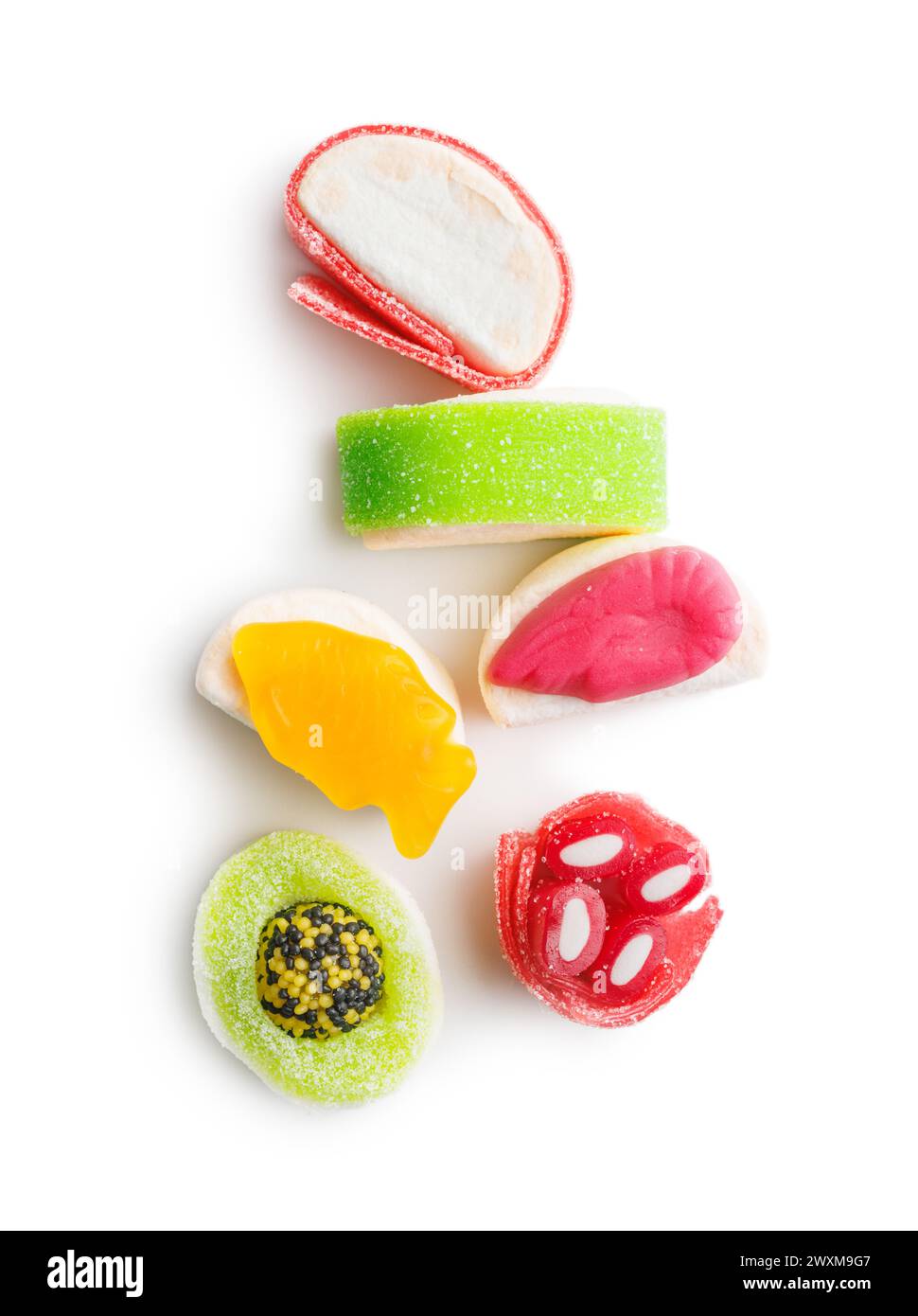 Dolci caramelle sushi isolate su sfondo bianco. Foto Stock