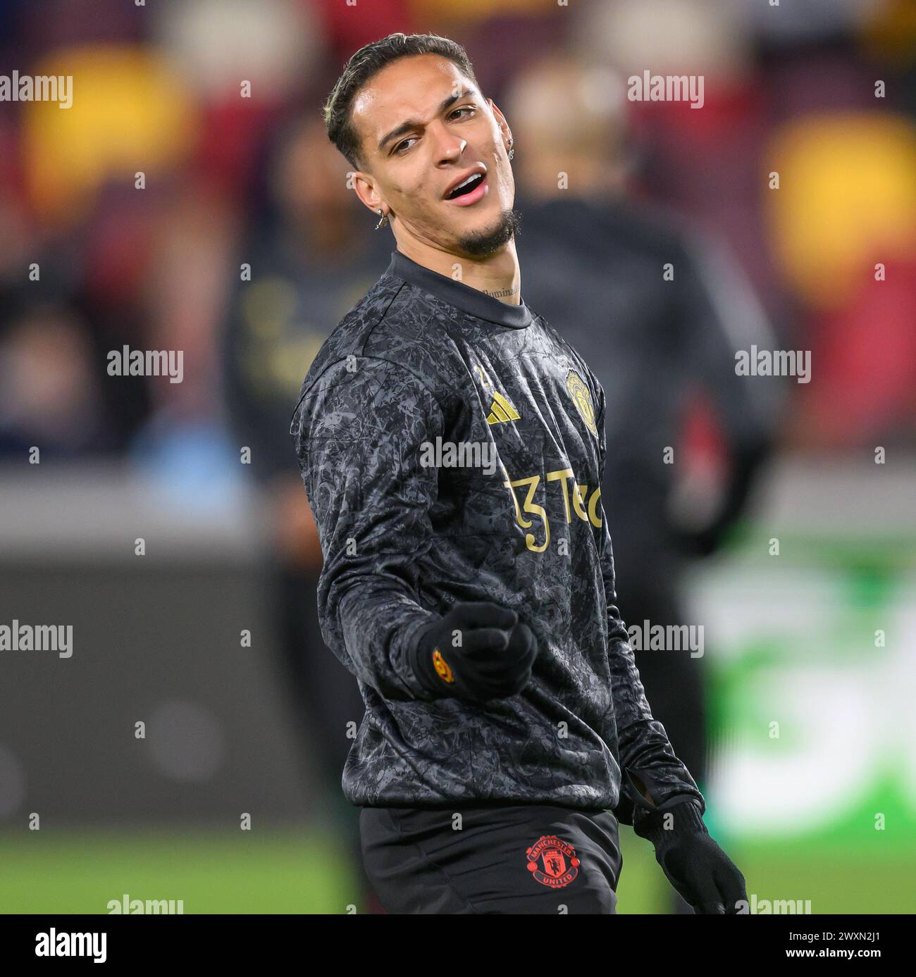 30 marzo 2024 - Brentford contro Manchester United - Premier League - GTech Community Stadium. Antony del Manchester United in azione contro Brentford. Foto : Mark Pain / Alamy Live News Foto Stock