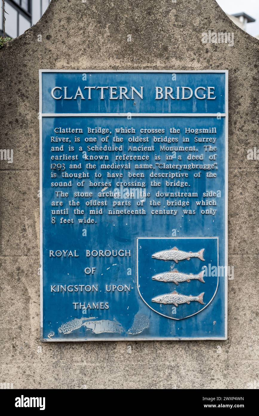 Lo storico Clattern Bridge di Kingston, Surrey Foto Stock