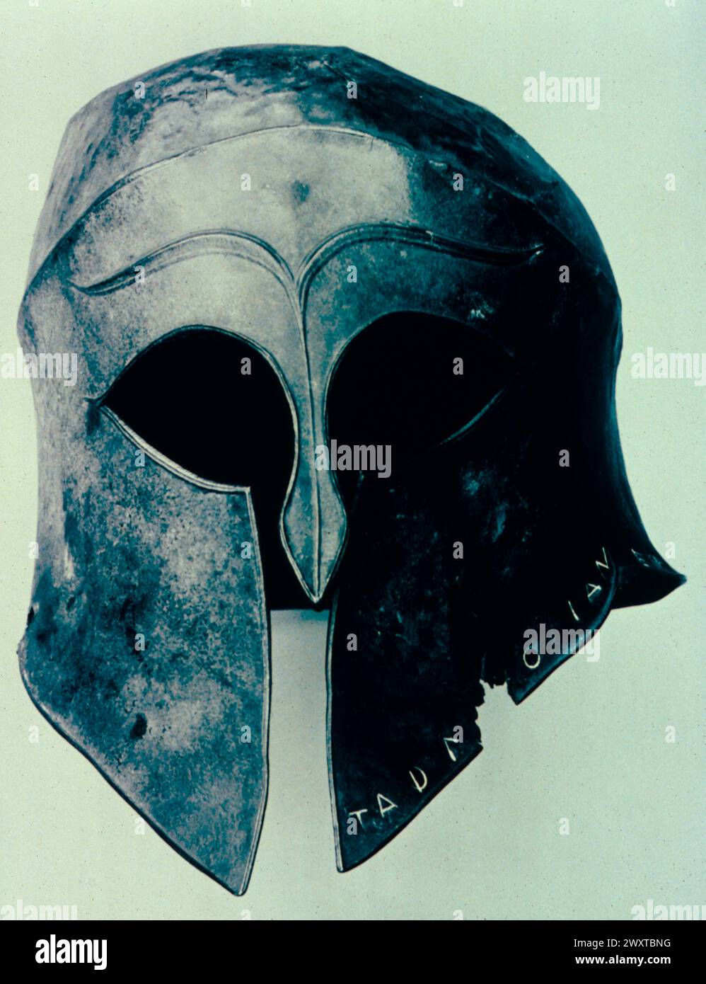 Casco in bronzo corinzio, Grecia 400 a.C. Foto Stock