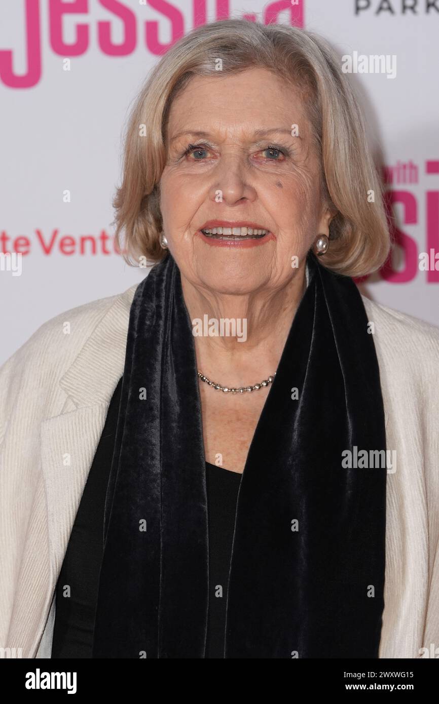 Anne Reid arriva alla prima londinese di The Trouble with Jessica, al Vue West End di Leicester Square, Londra. Data foto: Martedì 2 aprile 2024. Foto Stock