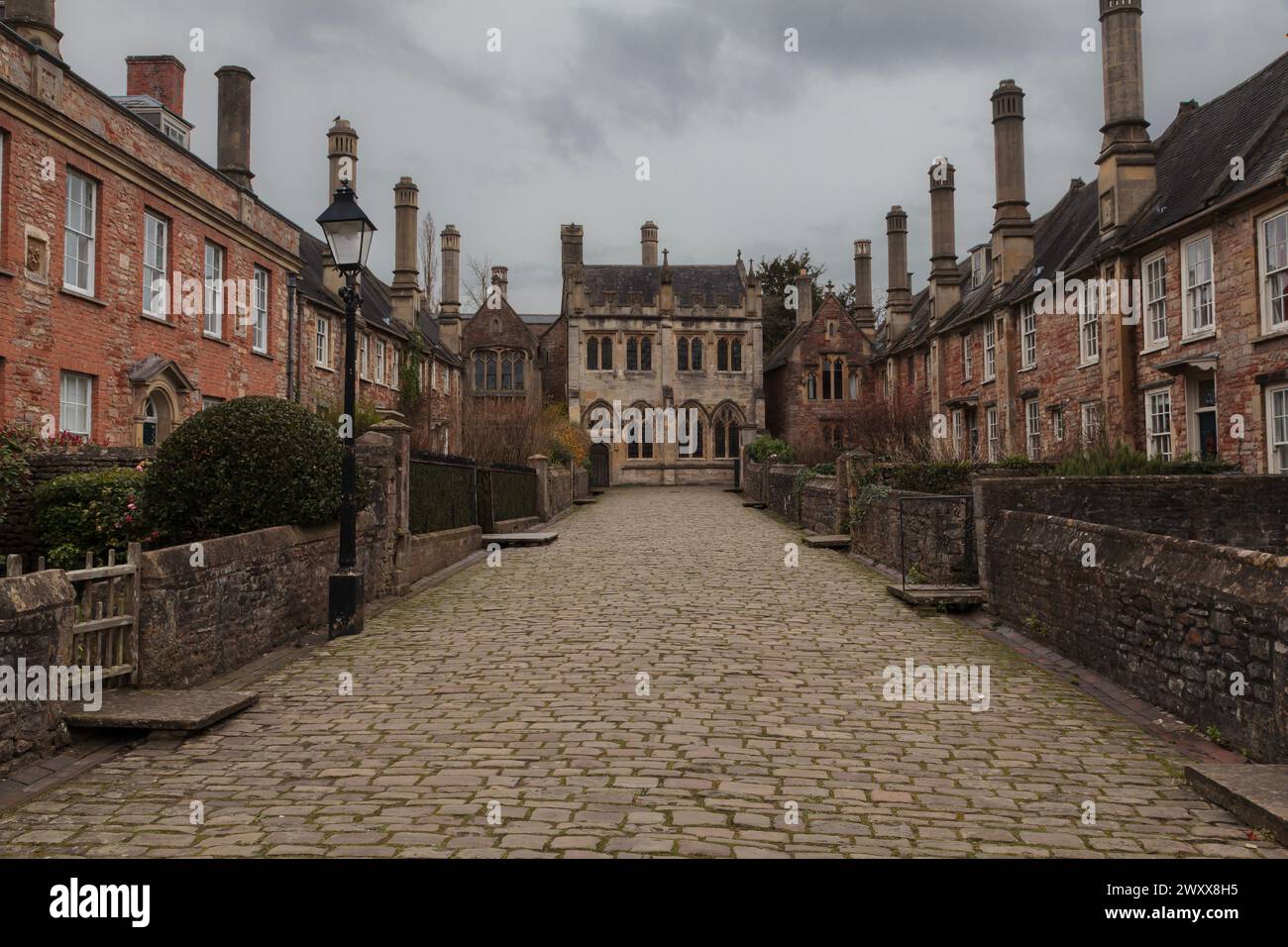 Vicars' Close, Wells, Somerset, Inghilterra, Regno Unito: Considerata la più antica strada puramente residenziale con edifici originali sopravvissuti intatti in Europa Foto Stock