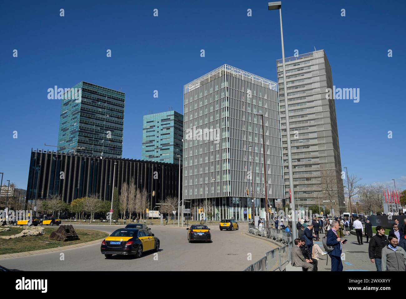 Edifici commerciali, edifici per uffici, PL. d'Europa, Barcellona, Catalogna, Spagna Foto Stock