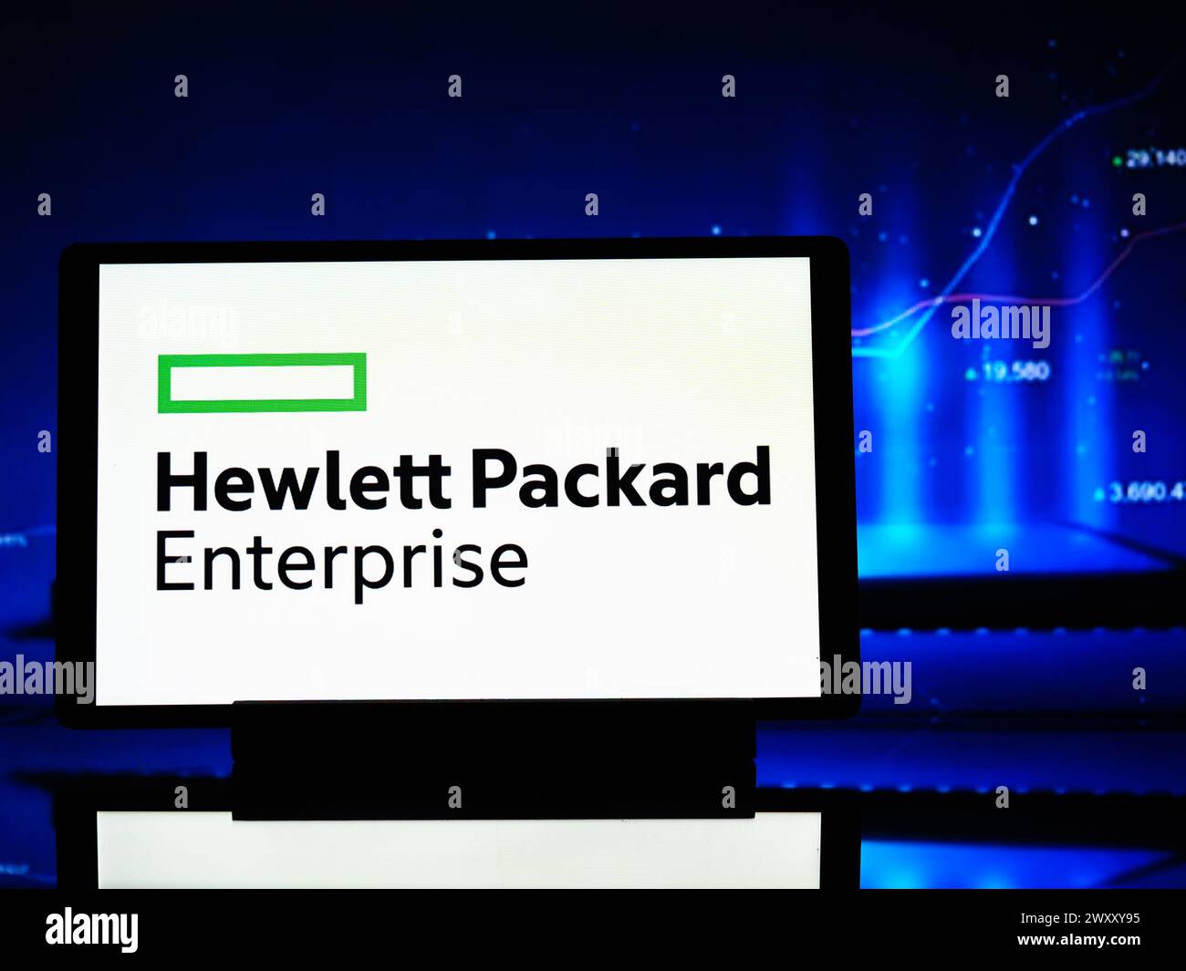 Germania. 3 aprile 2024. In questa immagine, un logo Hewlett Packard Enterprise Company visualizzato su un tablet. Credito: SOPA Images Limited/Alamy Live News Foto Stock