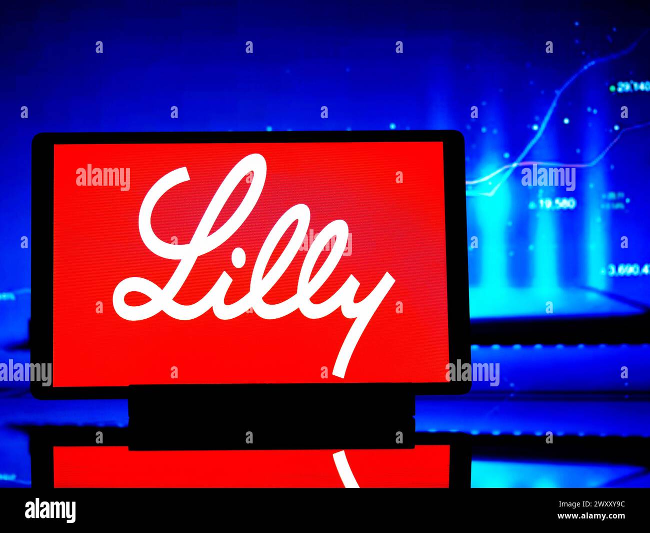 Germania. 3 aprile 2024. In questa illustrazione fotografica, il logo Eli Lilly and Company visualizzato su un tablet, Credit: SOPA Images Limited/Alamy Live News Foto Stock