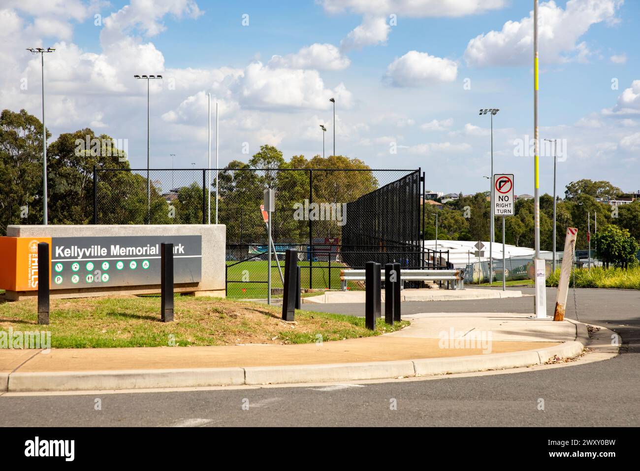 Kellyville, sobborgo della regione del distretto di Sydney Hills, e il parco all'aperto Kellyville Memorial Park Reserve, Sydney, NSW, Australia, 2024 Foto Stock