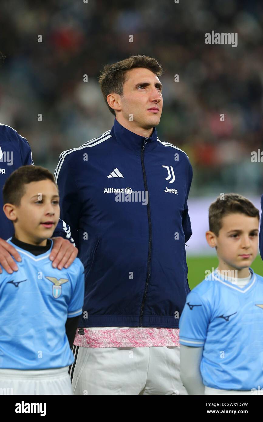 Andrea Cambiaso durante la partita di Coppa Italia tra Juventus FC e SS Lazio all'Allianz Stadium il 2 aprile 2024 a Torino. Foto Stock