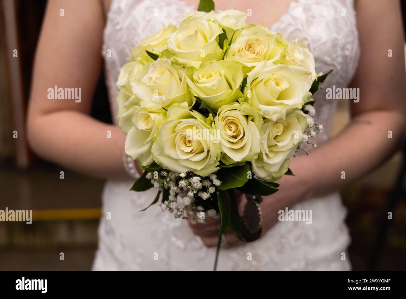 fiore di nozze bouquet rose bianche Foto Stock