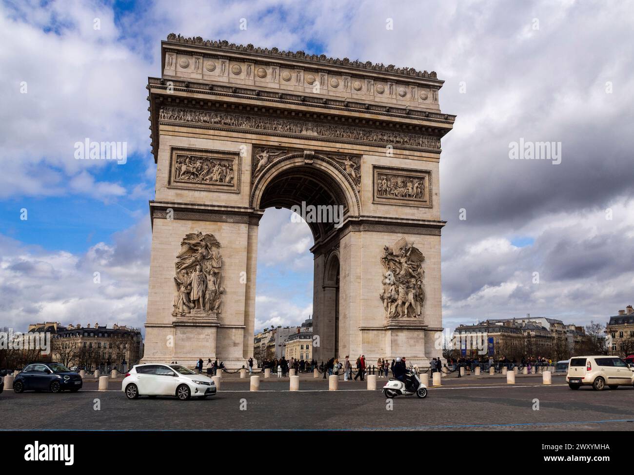 Parigi. Arc de Triomphe in piazza Charles de Gaulle. Ile de France. Francia. Europa Foto Stock