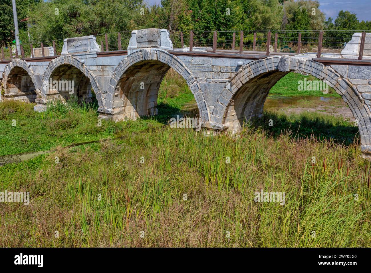 Ponte romano, II secolo, Aizanoi, provincia di Kutahya, Turchia Foto Stock