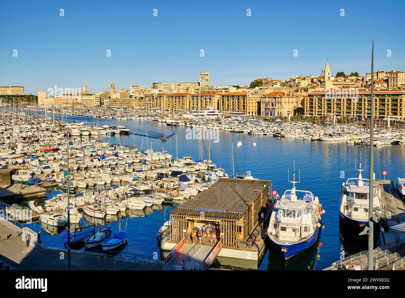 Il Vecchio Porto (Vieux Port) di Marsiglia, il centro della città. Provence-Alpes-Cote d'Azur, Francia Foto Stock