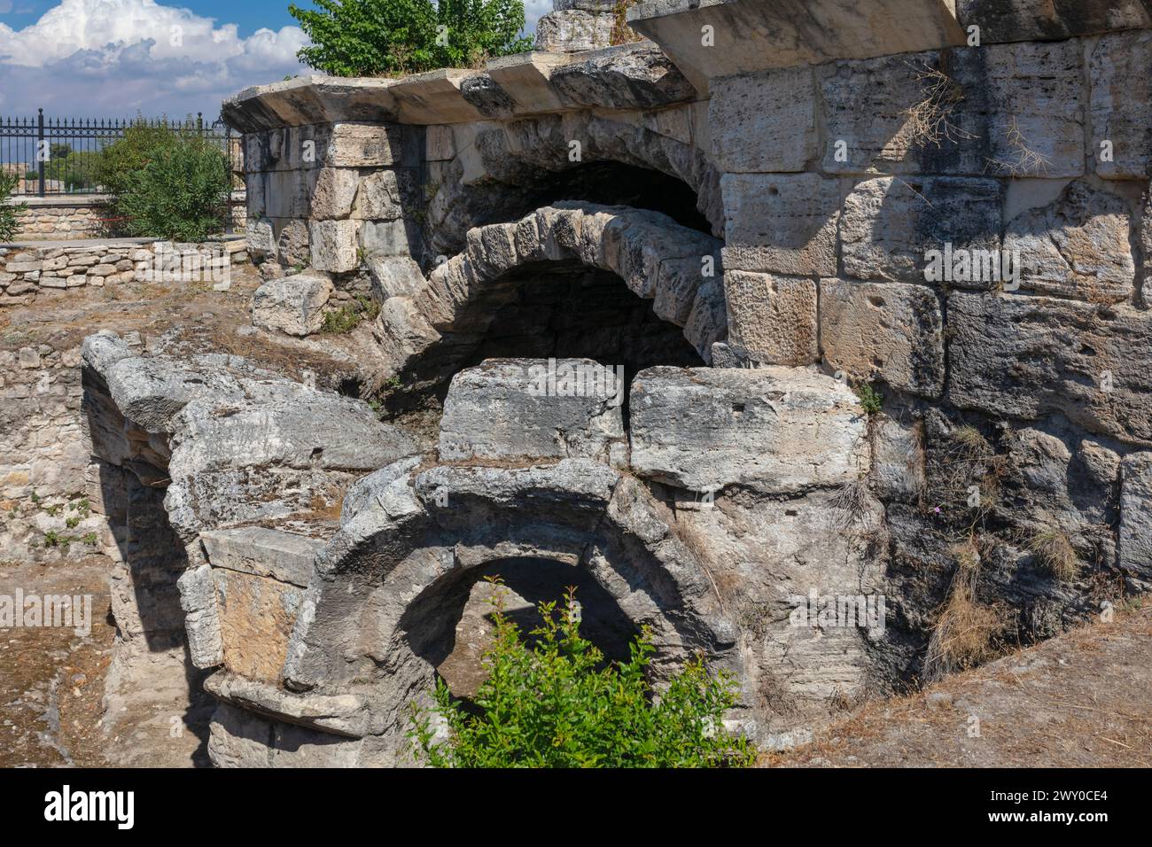 Grandi terme, Hierapolis, Pamukkale, provincia di Denizli, Turchia Foto Stock