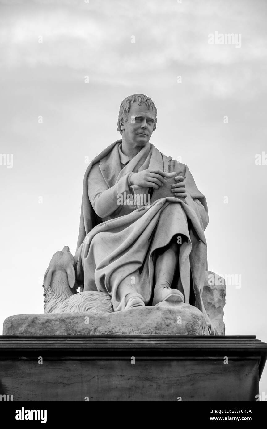 Statua di Sir Walter Scott, monumento a Scott, Edinburg, Scozia, Regno Unito Foto Stock
