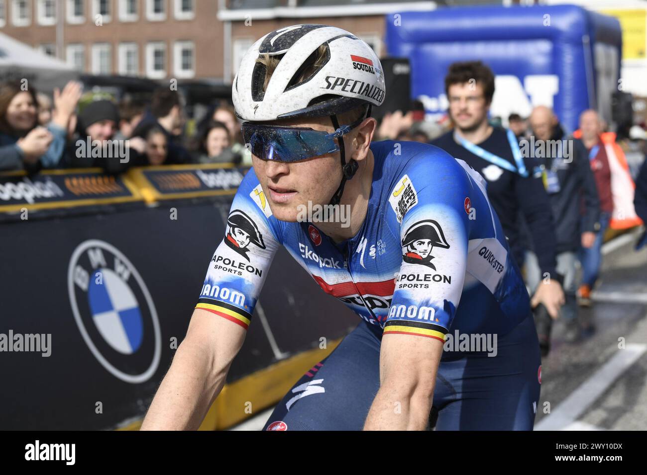 Schoten, Belgio. 3 aprile 2024. Il belga Tim Merlier di Soul festeggia vincendo la gara maschile della 112esima edizione dello Scheldeprijs, evento ciclistico di un giorno, 205, a 3 km da Terneuzen, Paesi Bassi a Schoten, Belgio, il %datetext. BELGA PHOTO %photographer Credit: Belga News Agency/Alamy Live News Foto Stock