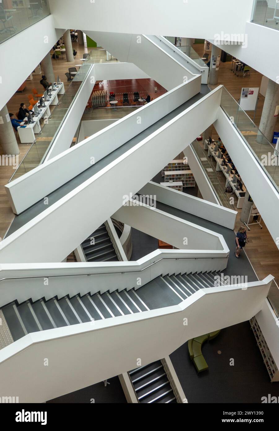 Edificio della biblioteca centrale di Halifax nel centro di Halifax, nuova Scozia Foto Stock