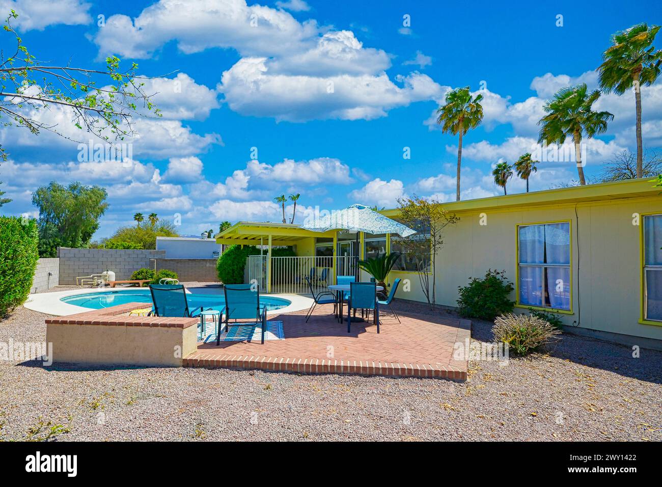 Casa con piscina - Arizona che vive nei sobborghi di Tucson. Foto Stock