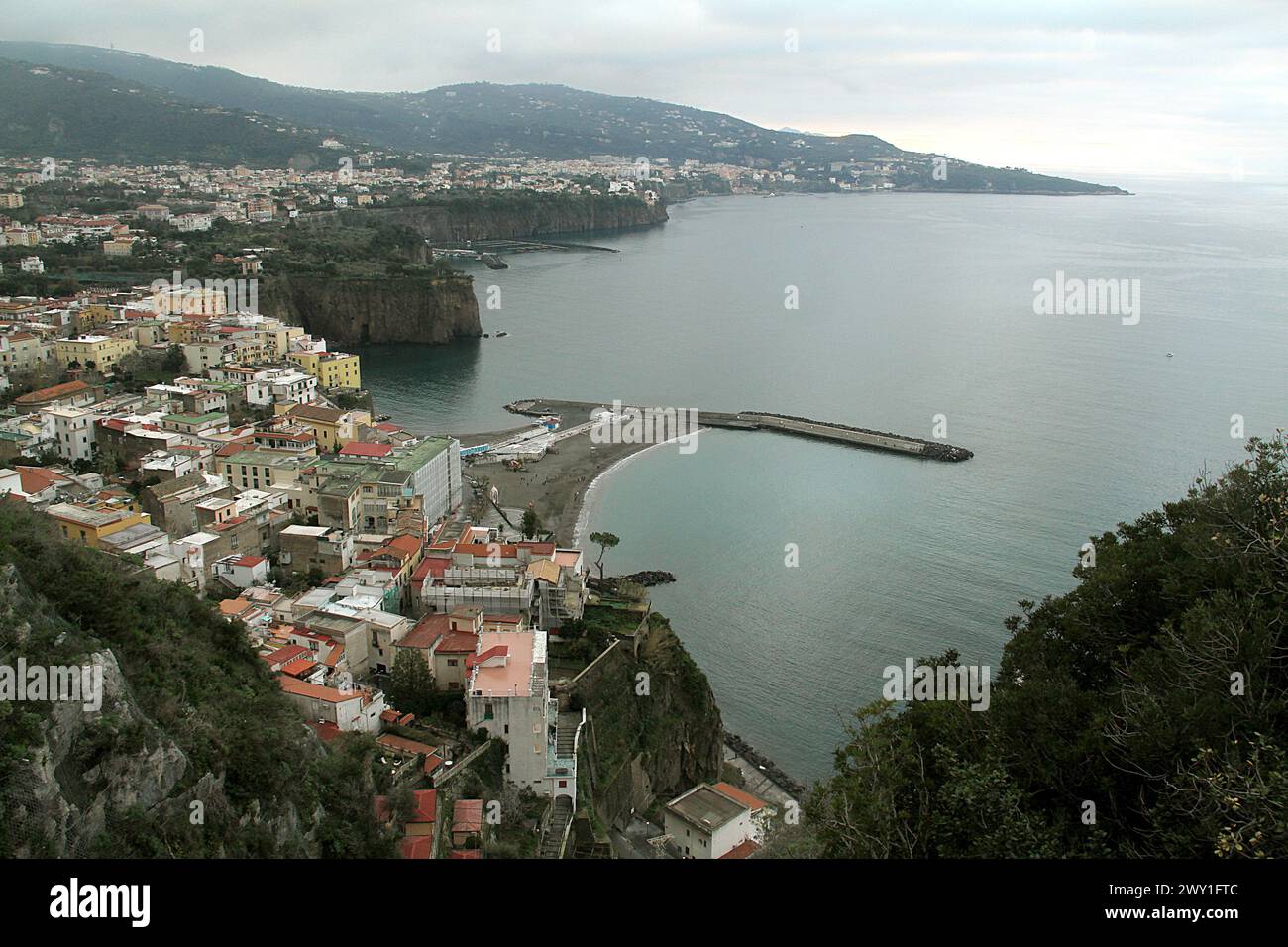 Meta, Italia. Vista panoramica sul Golfo di Napoli. Foto Stock