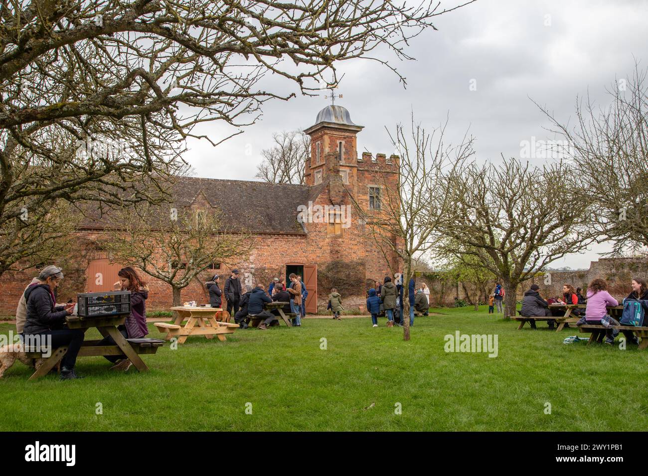 Dudmaston Hall è una casa di campagna del XVII secolo gestita dal National Trust nella Severn Valley, Shropshire, Inghilterra Foto Stock