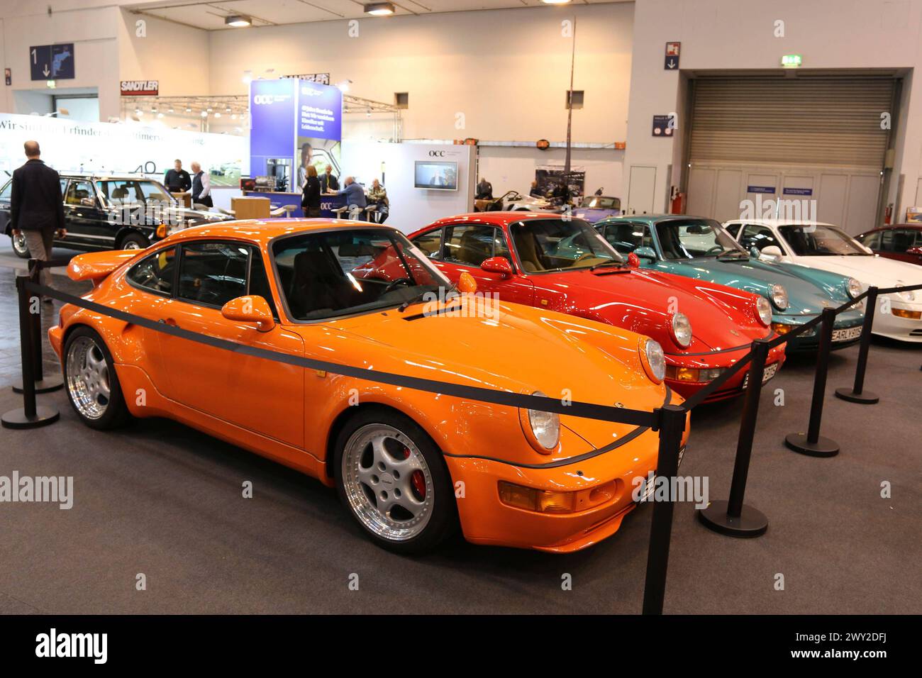 Sonderschau 50 Jahre Porsche Turbo, 34. Techno classica Essen 03. - 07.04.2024. Messe Essen, Siha, Oldtimer / klassische Autos / Autoausstellung, Oldtimermesse, Essen D. *** Mostra speciale 50 anni di Porsche Turbo, 34 Techno classica Essen 03 07 04 2024 Messe Essen, Siha, mostra di auto d'epoca, fiera di auto d'epoca, Essen D. Foto Stock
